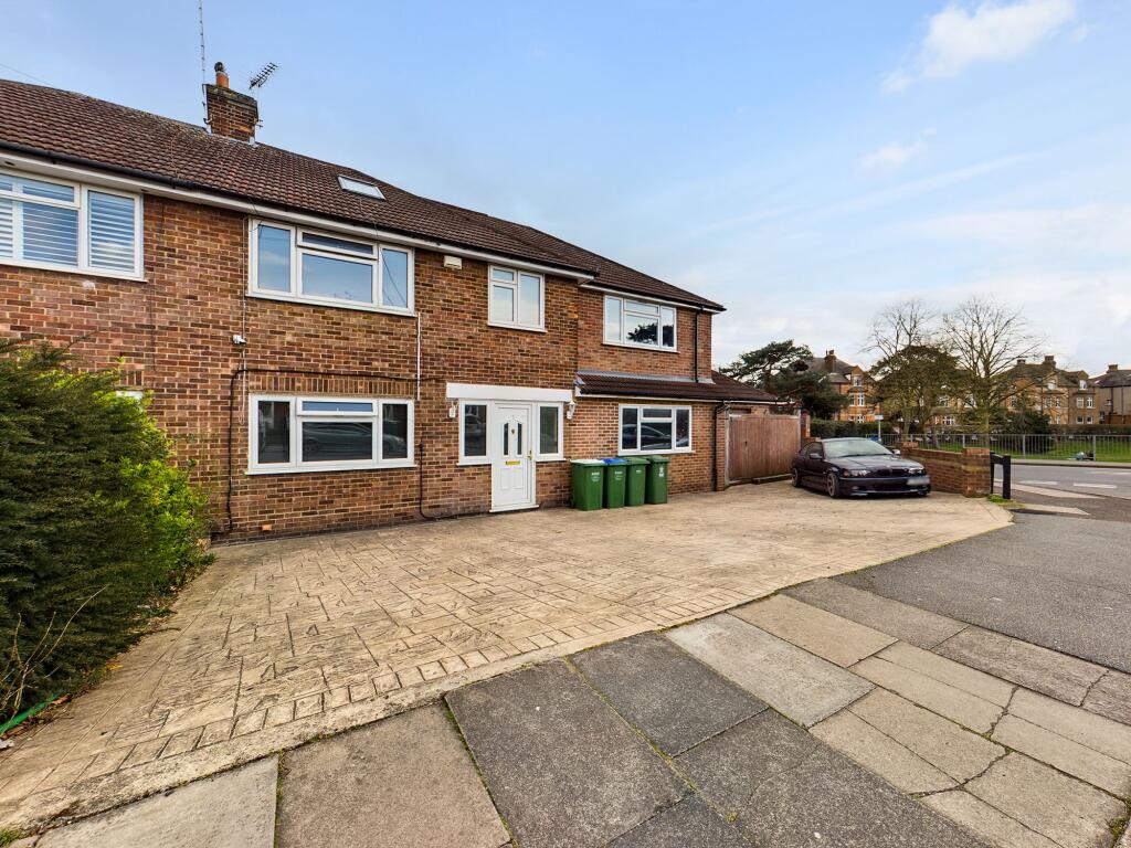 1 bed HMO for rent in Bexley. From Equity London LTD - Eltham