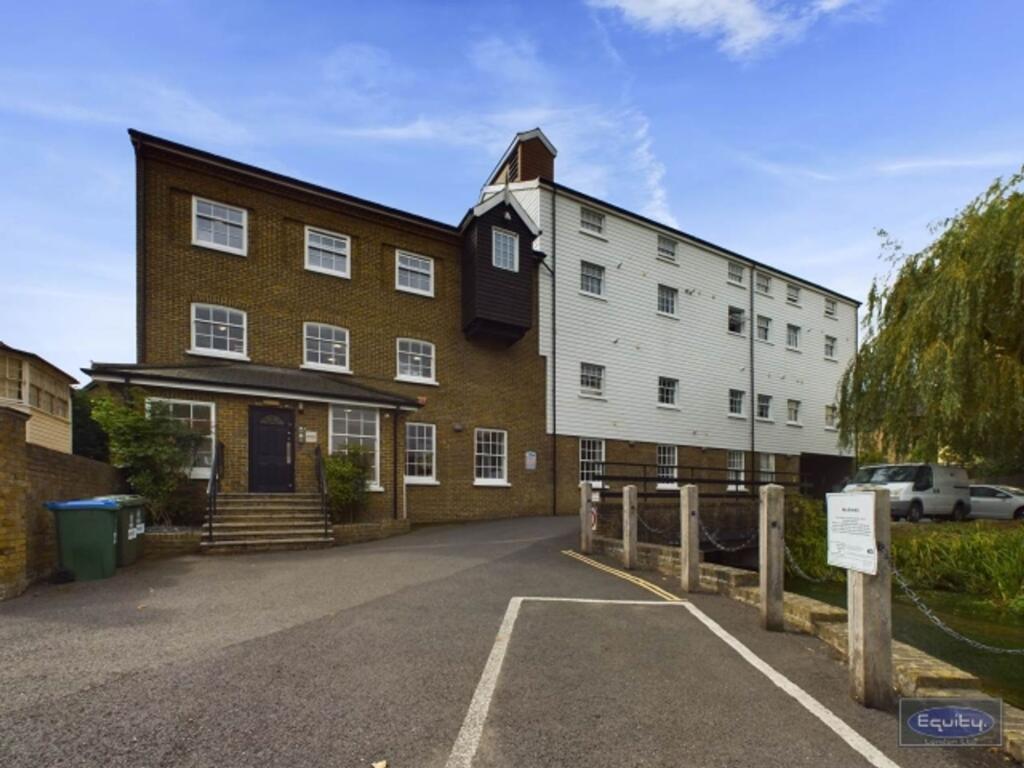 1 bed 1st Floor Flat for rent in Bexley. From Equity London LTD - Eltham