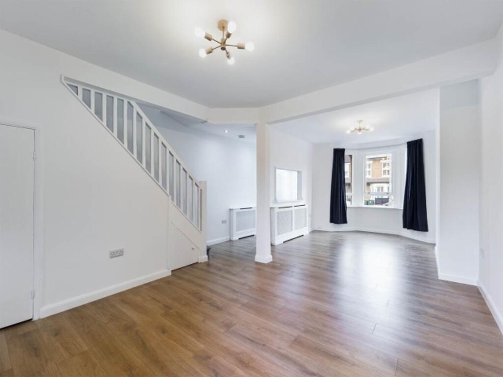 2 bed Mid Terraced House for rent in Bexley. From Equity London LTD - Eltham