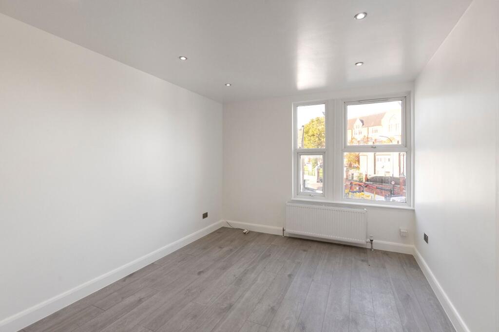 2 bed 1st Floor Flat for rent in Catford. From Equity London LTD - Eltham