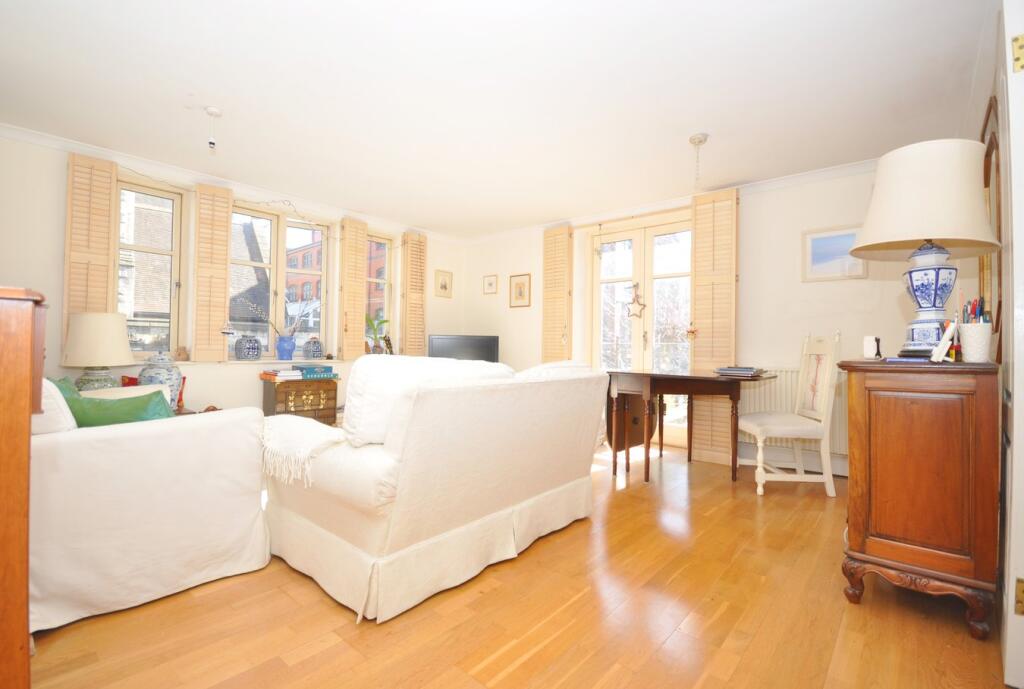 2 bed Apartment for rent in Cheltenham. From Errington Smith Town and Village Properties (Residential Sales - Lettings and Property Management) - Cheltenham