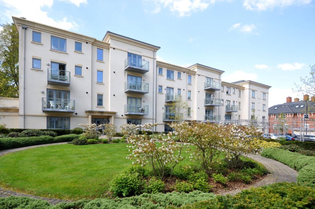 1 bed Apartment for rent in Cheltenham. From Errington Smith Town and Village Properties (Residential Sales - Lettings and Property Management) - Cheltenham