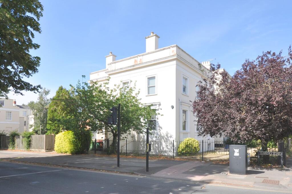 4 bed Apartment for rent in Cheltenham. From Errington Smith Town and Village Properties (Residential Sales - Lettings and Property Management) - Cheltenham