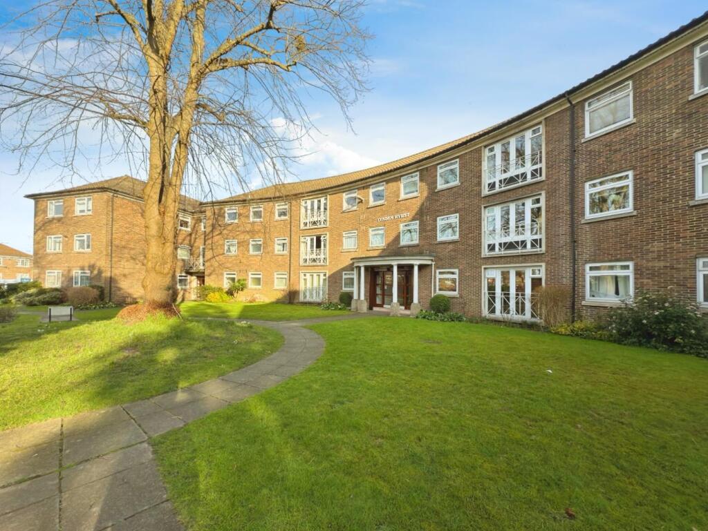2 bed 1st Floor Flat for rent in Croydon. From Hunters - Carshalton