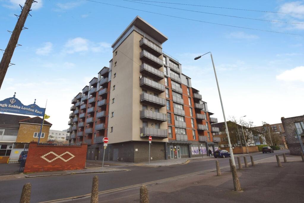 1 bed 1st Floor Flat for rent in Barking. From Hunters - Chadwell Heath