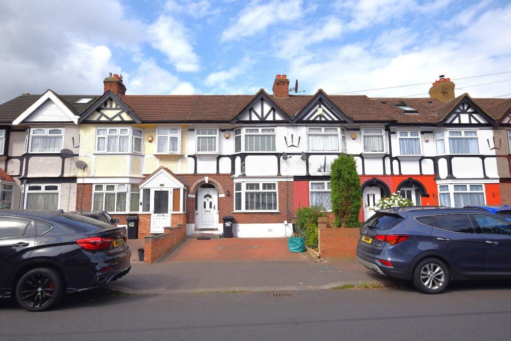 4 bed Detached for rent in Romford. From Hunters - Chadwell Heath