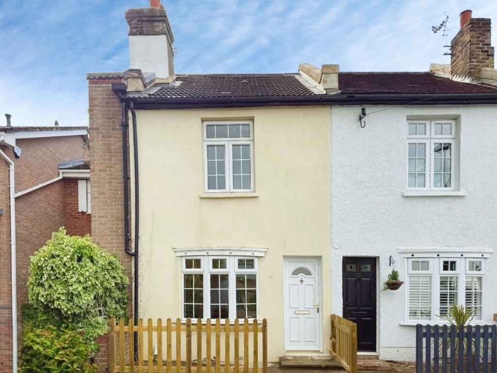 2 bed Detached for rent in Chislehurst. From Hunters - Chislehurst 2 bed Detached for rent in Chislehurst. From Hunters - Chislehurst