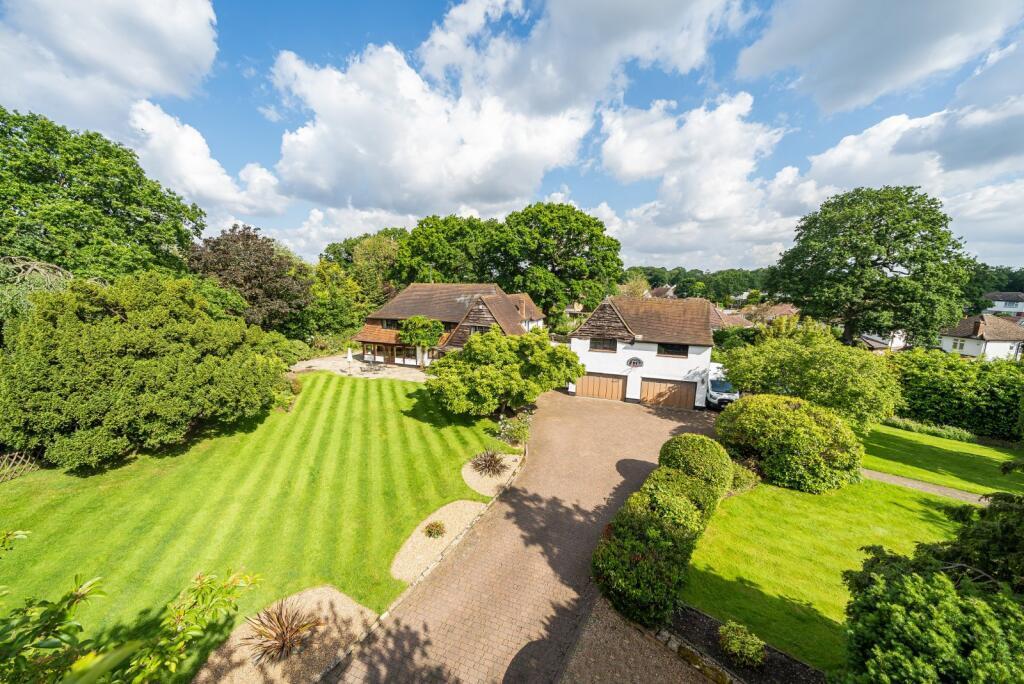 6 bed Detached for rent in Chislehurst. From Hunters - Chislehurst