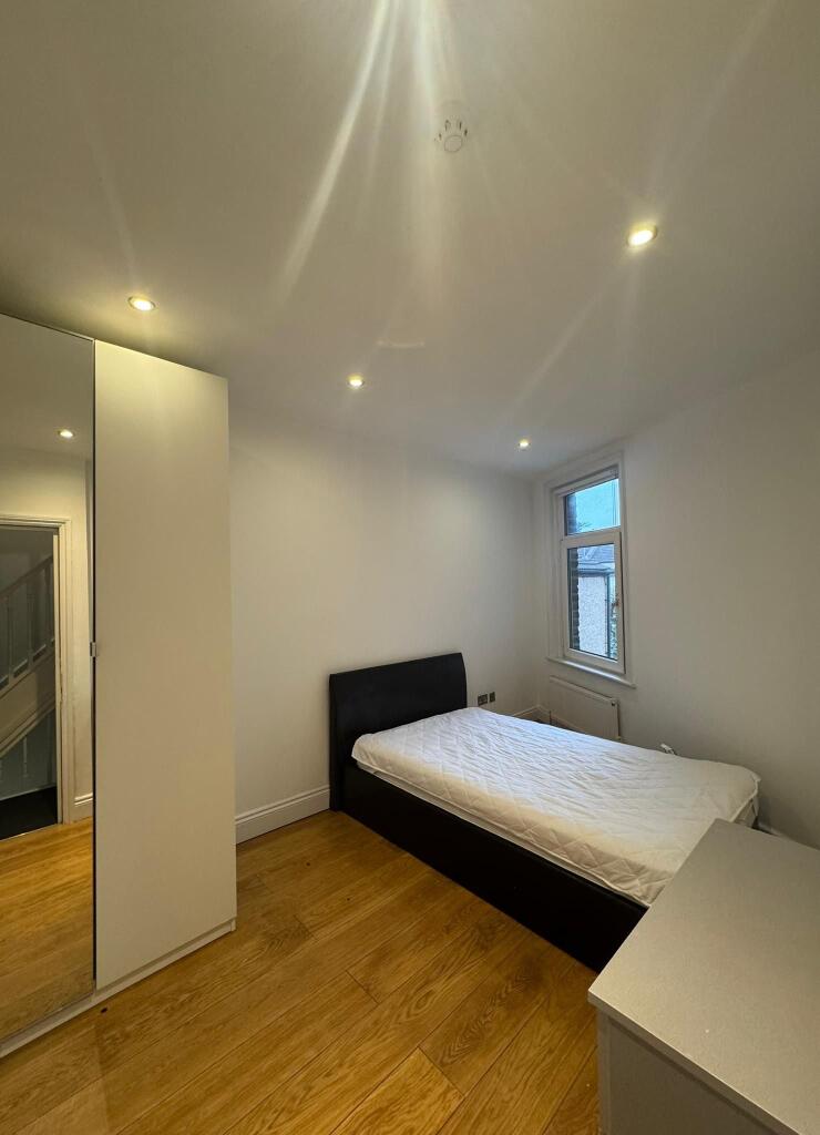 1 bed House Share for rent in Edmonton. From IC Property - Edmonton 1 bed House Share for rent in Edmonton. From IC Property - Edmonton