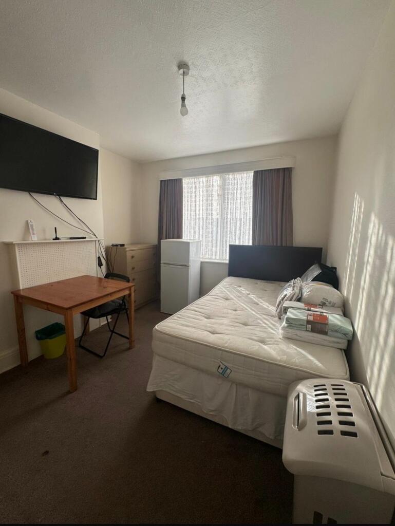 1 bed House Share for rent in London. From IC Property - Edmonton