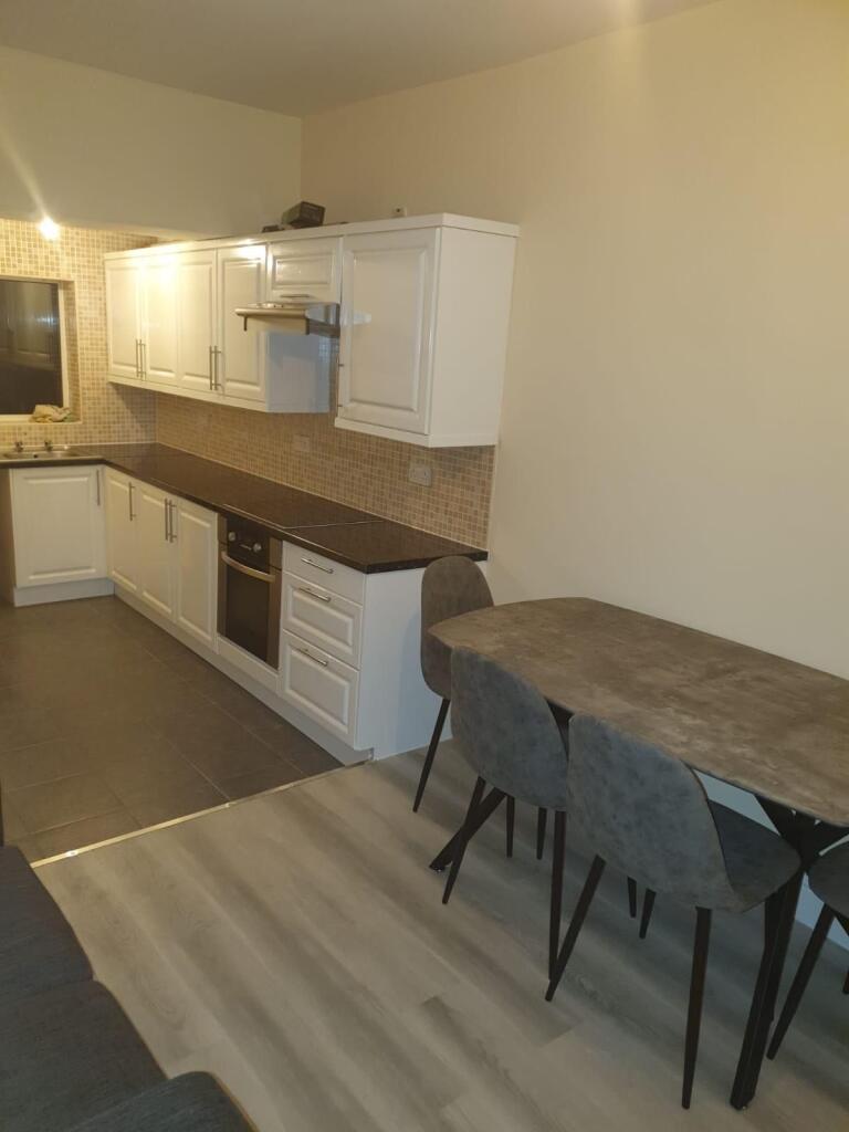3 bed Mid Terraced House for rent in Hull. From IC Property - Edmonton 3 bed Mid Terraced House for rent in Hull. From IC Property - Edmonton
