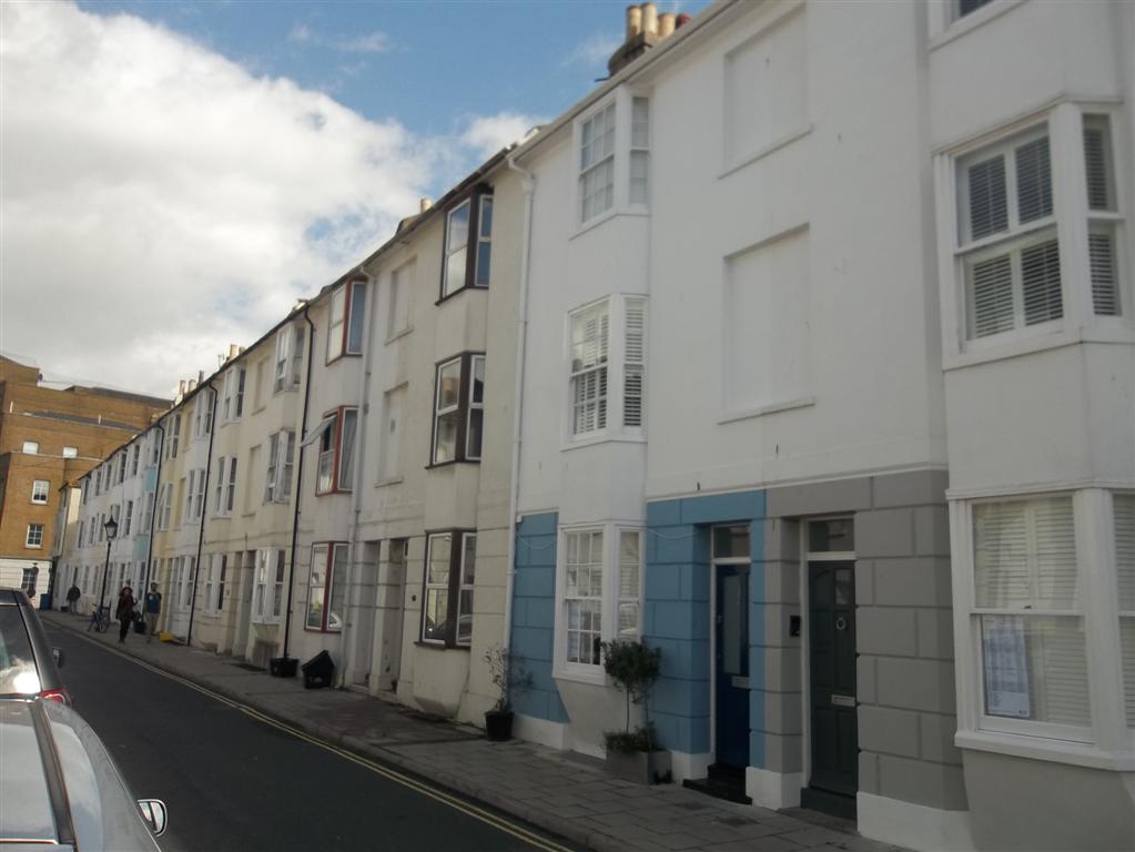 6 bed Mid Terraced House for rent in Brighton and Hove. From Brighton Homes