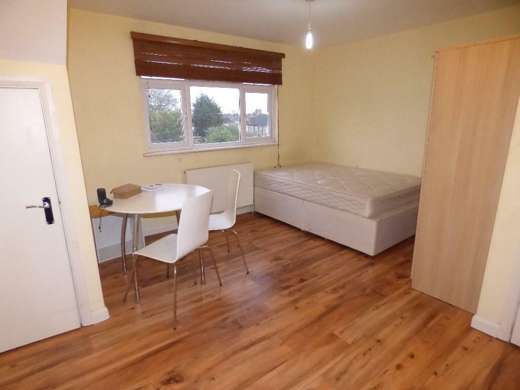 0 bed Studio for rent in Chigwell. From Inner City Estates