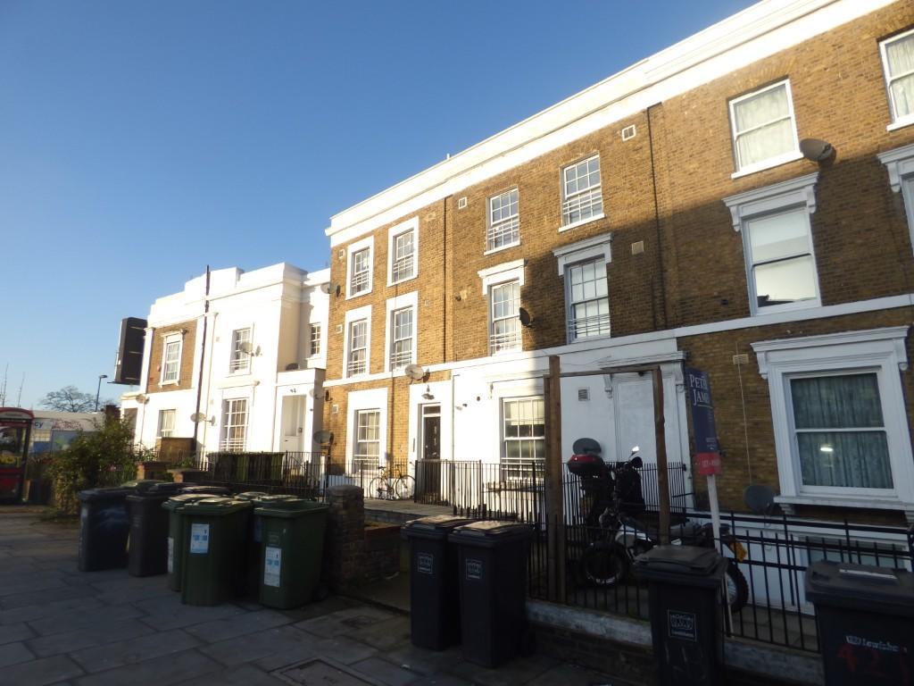2 bed 1st Floor Flat for rent in Deptford. From Inner City Estates