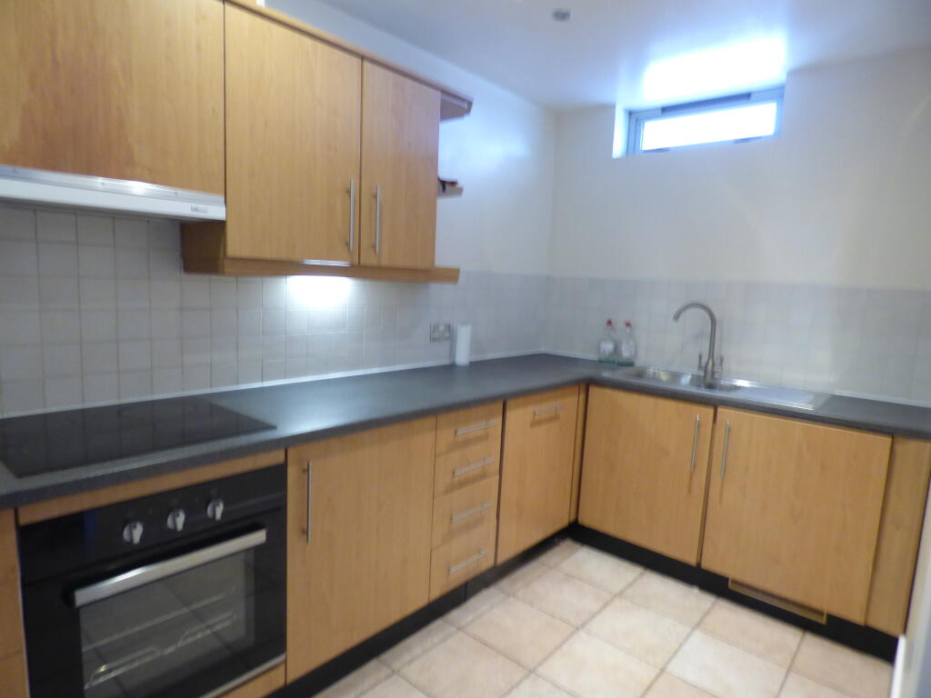 2 bed Apartment for rent in Stratford. From Inner City Estates