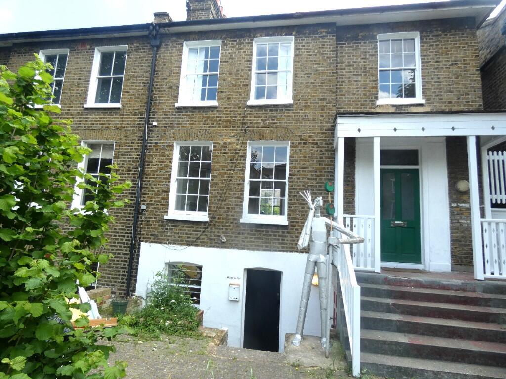 4 bed Studio for rent in Hackney. From Inner City Estates