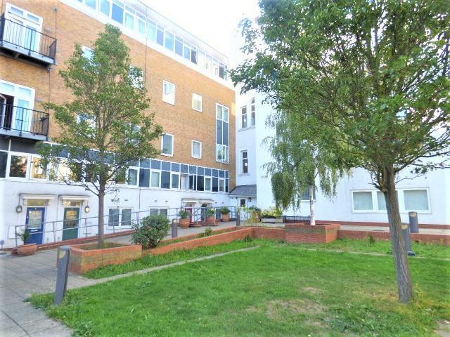 2 bed Apartment for rent in Stratford. From Inner City Estates