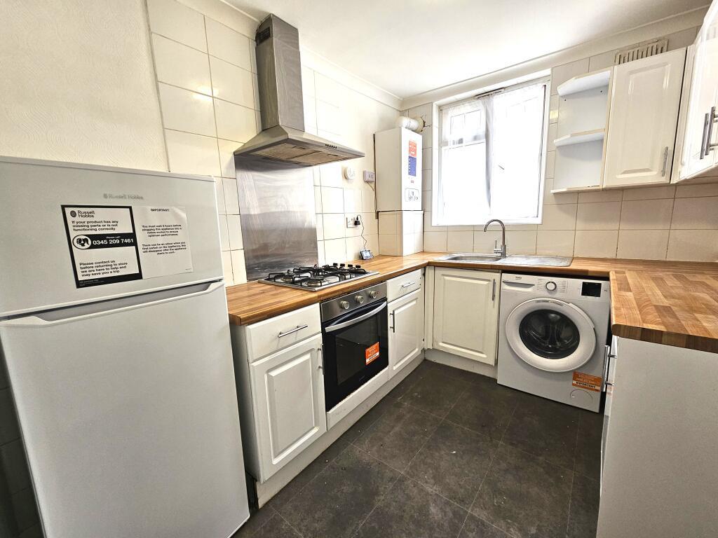 2 bed 1st Floor Flat for rent in Barking. From Inner City Estates