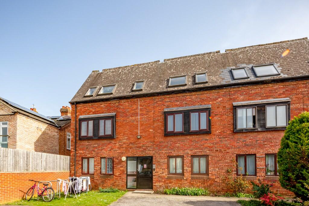 1 bed 1st Floor Flat for rent in Bicester. From Barton Fleming - Bicester 1 bed 1st Floor Flat for rent in Bicester. From Barton Fleming - Bicester