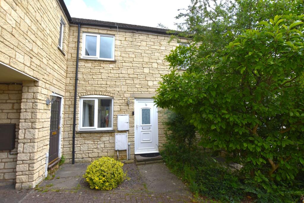 2 bed Mid Terraced House for rent in Bicester. From Barton Fleming - Bicester