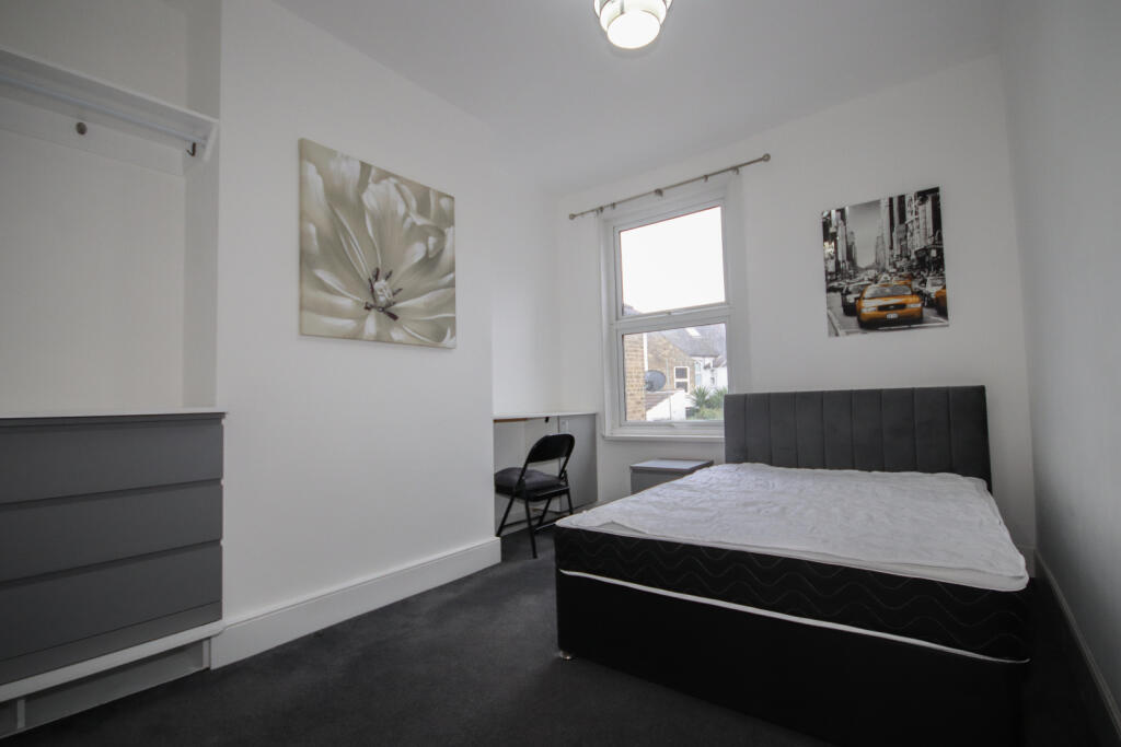 1 bed Mid Terraced House for rent in Sheerness. From Family Homes Sales & Lettings - Sittingbourne