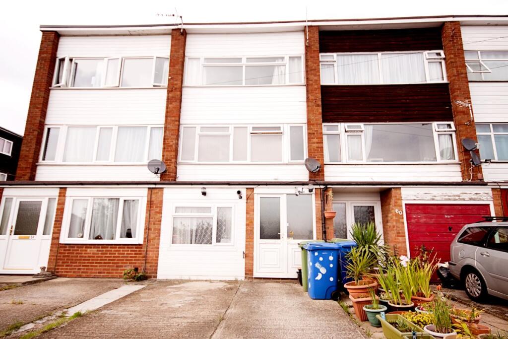 4 bed Mid Terraced House for rent in Sittingbourne. From Family Homes Sales & Lettings - Sittingbourne