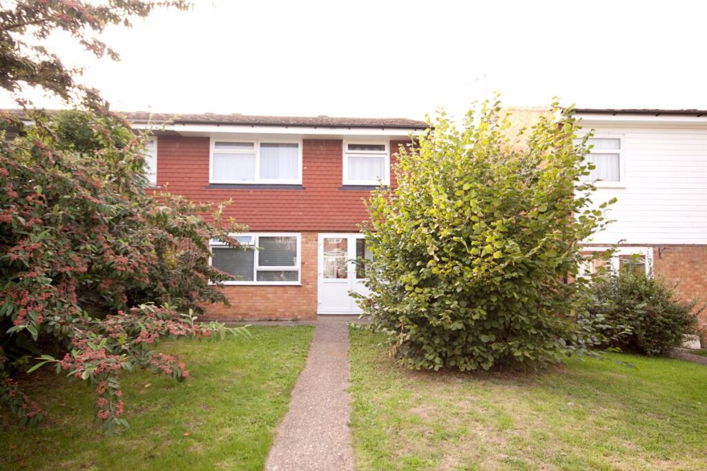 3 bed End of Terrace for rent in Teynham. From Family Homes Sales & Lettings - Sittingbourne
