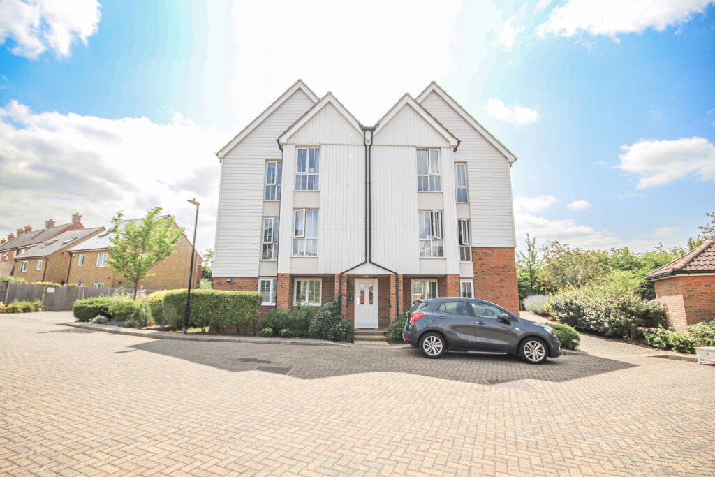 2 bed 1st Floor Flat for rent in Sittingbourne. From Family Homes Sales & Lettings - Sittingbourne 2 bed 1st Floor Flat for rent in Sittingbourne. From Family Homes Sales & Lettings - Sittingbourne