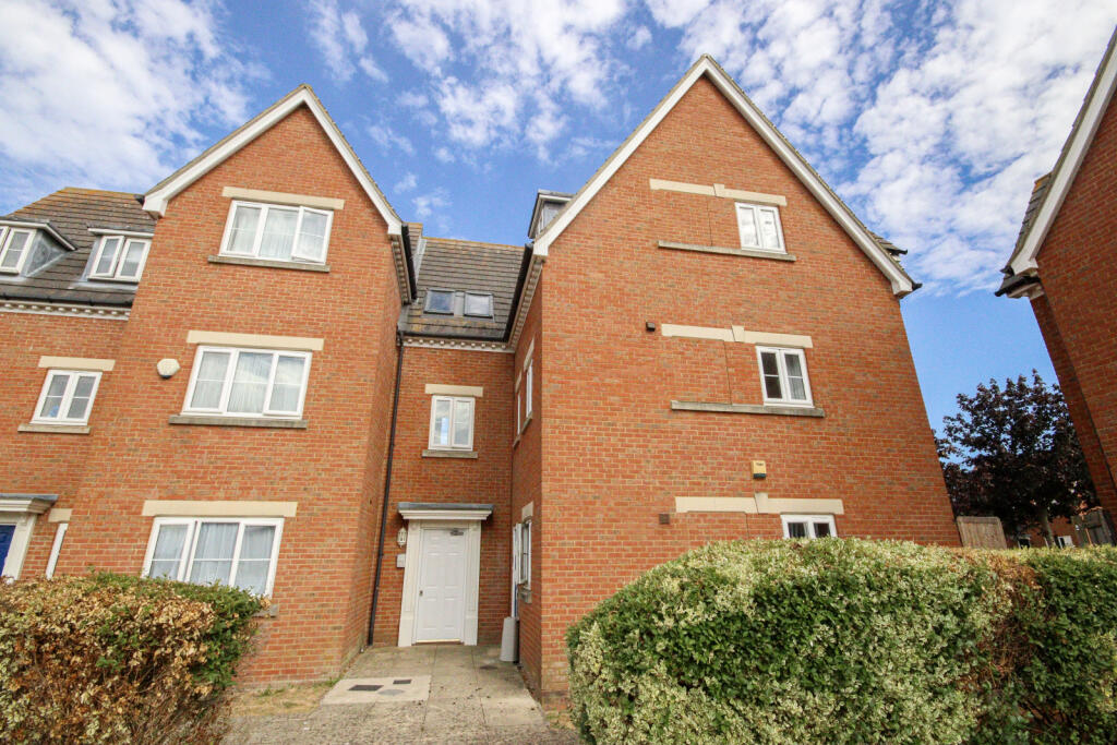 2 bed 1st Floor Flat for rent in Iwade. From Family Homes Sales & Lettings - Sittingbourne