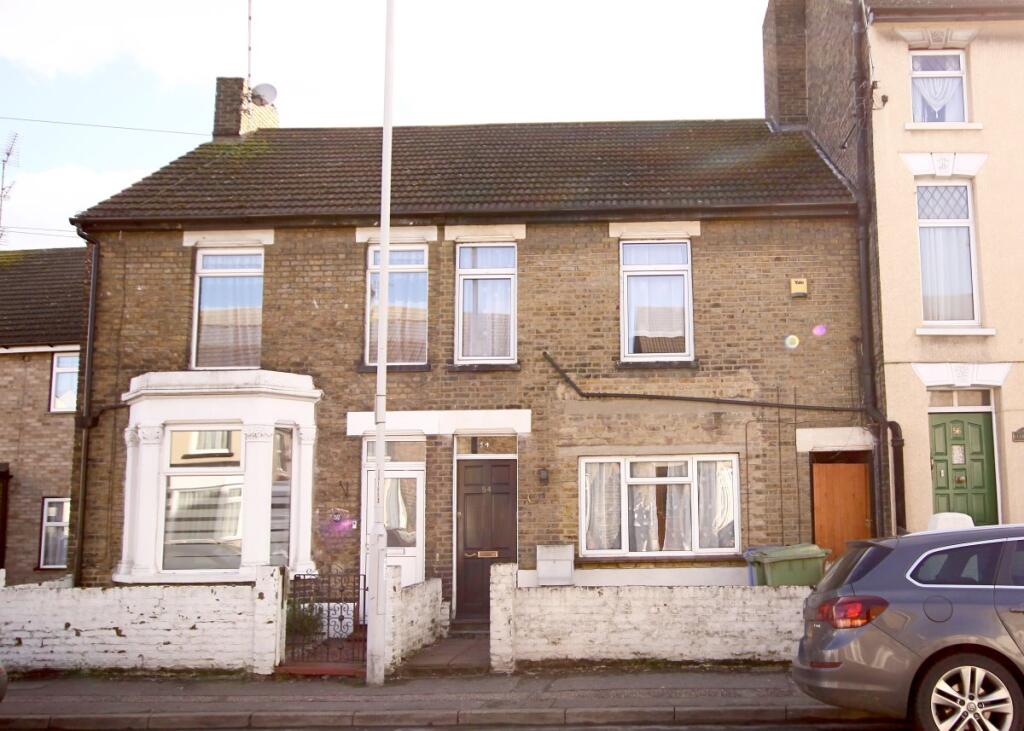 1 bed 1st Floor Flat for rent in Sittingbourne. From Family Homes Sales & Lettings - Sittingbourne 1 bed 1st Floor Flat for rent in Sittingbourne. From Family Homes Sales & Lettings - Sittingbourne