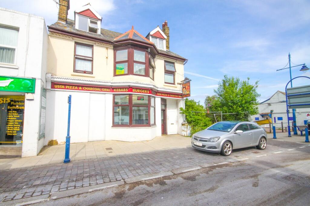2 bed 1st Floor Flat for rent in Sheerness. From Family Homes Sales & Lettings - Sittingbourne