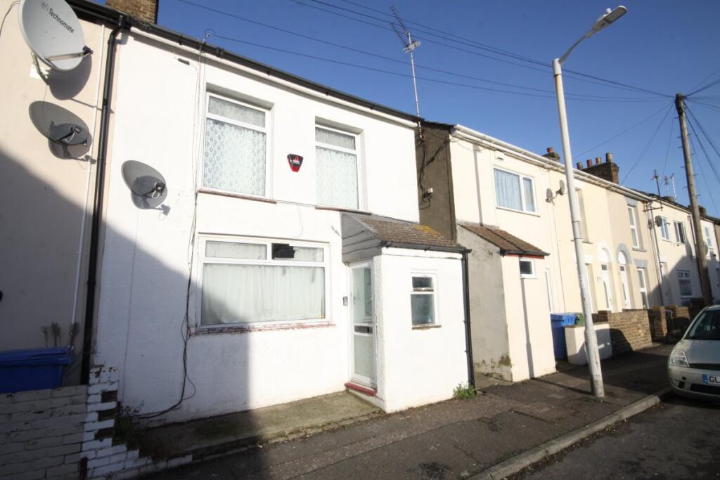 2 bed Mid Terraced House for rent in Sittingbourne. From Family Homes Sales & Lettings - Sittingbourne