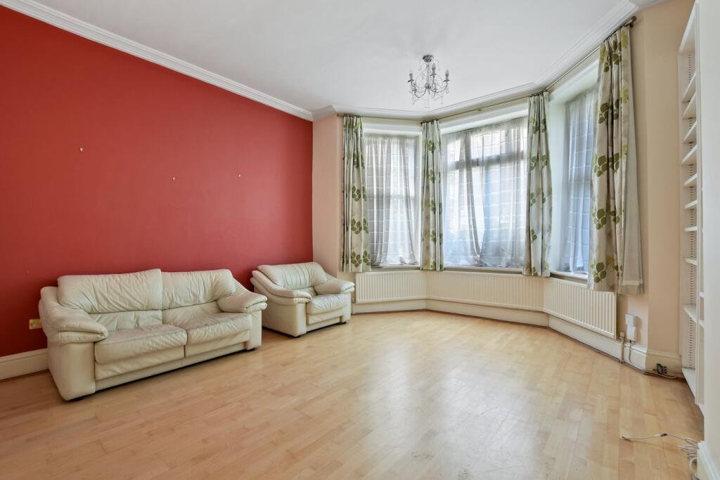 3 bed Apartment for rent in Hampstead. From Jaffe Properties Limited 3 bed Apartment for rent in Hampstead. From Jaffe Properties Limited