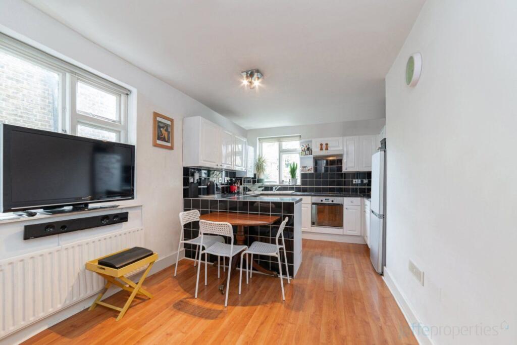 3 bed Apartment for rent in London. From Jaffe Properties Limited 3 bed Apartment for rent in London. From Jaffe Properties Limited