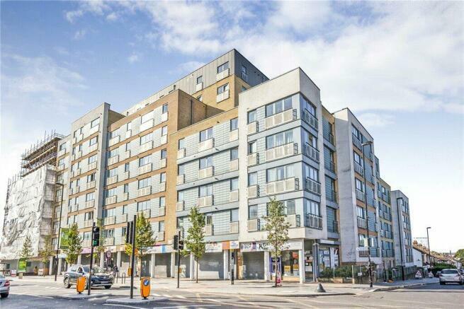 2 bed Flat for rent in Croydon. From James Chiltern - Croydon