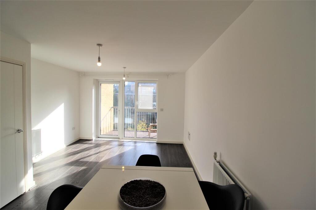 1 bed Apartment for rent in Croydon. From James Chiltern - Croydon