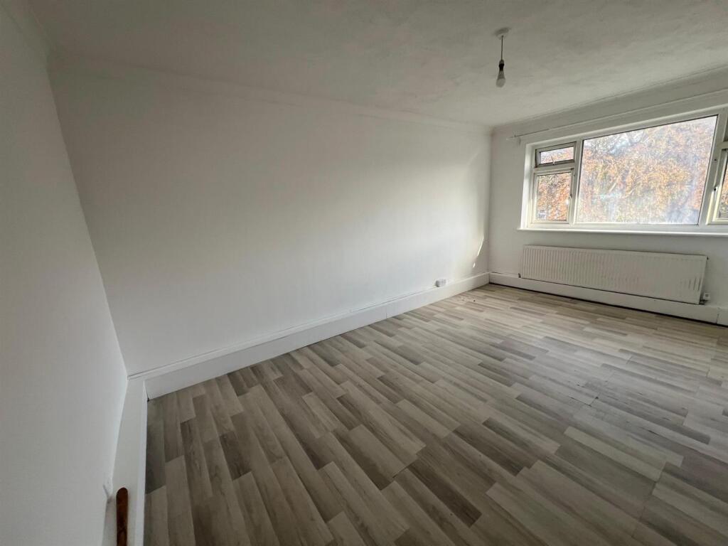 2 bed 1st Floor Flat for rent in Croydon. From James Chiltern - Croydon 2 bed 1st Floor Flat for rent in Croydon. From James Chiltern - Croydon