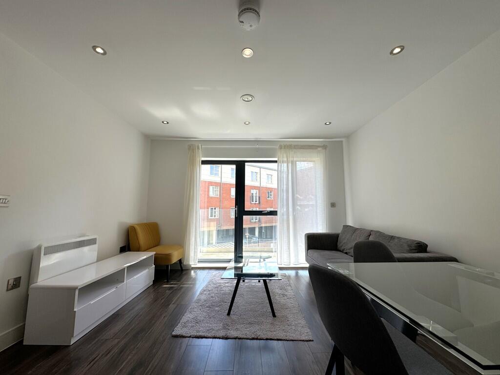 1 bed Apartment for rent in Birmingham. From James Laurence Sales and Lettings - Birmingham