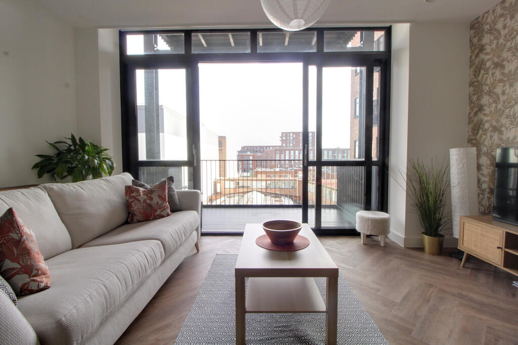 1 bed Apartment for rent in Birmingham. From James Laurence Sales and Lettings - Birmingham