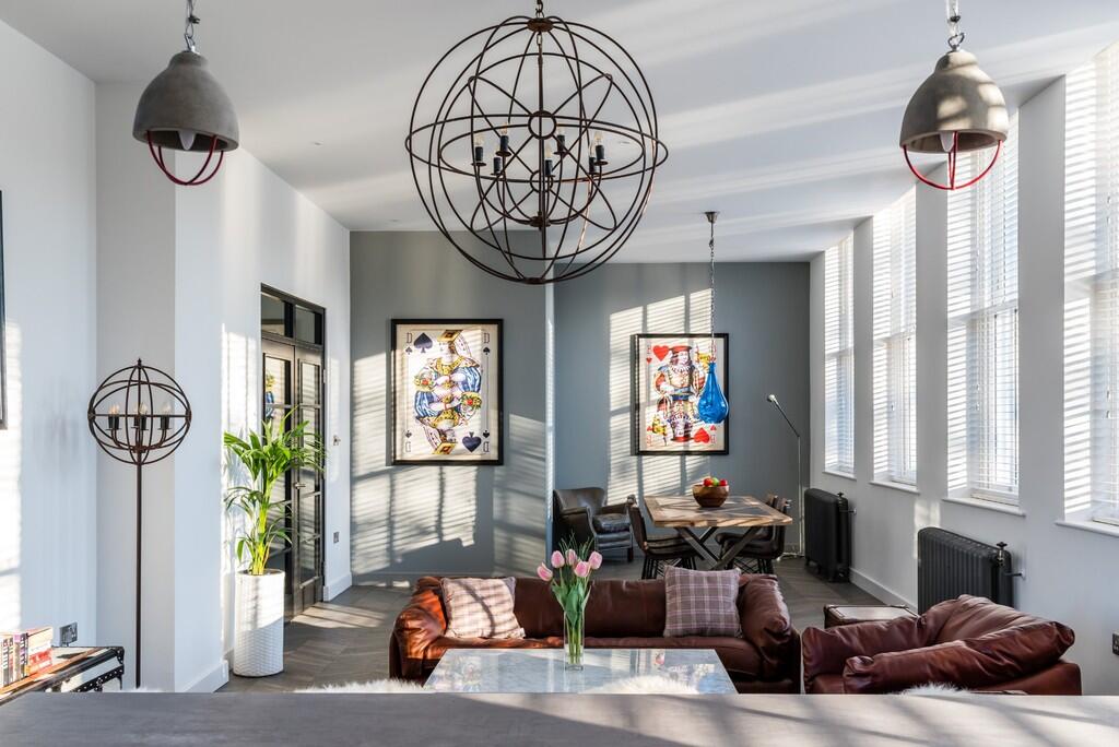 3 bed Apartment for rent in Birmingham. From James Laurence Sales and Lettings - Birmingham 3 bed Apartment for rent in Birmingham. From James Laurence Sales and Lettings - Birmingham