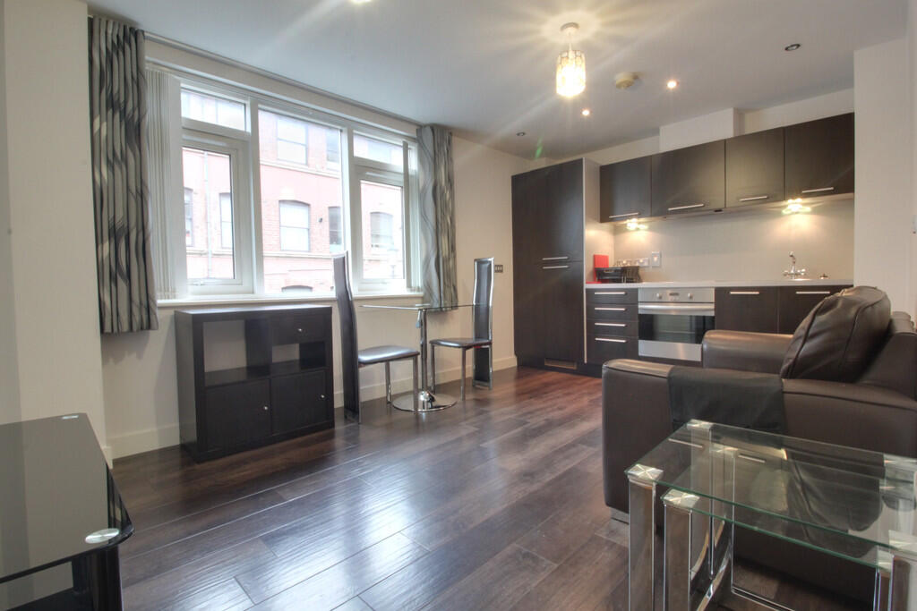 2 bed Apartment for rent in Birmingham. From James Laurence Sales and Lettings - Birmingham 2 bed Apartment for rent in Birmingham. From James Laurence Sales and Lettings - Birmingham