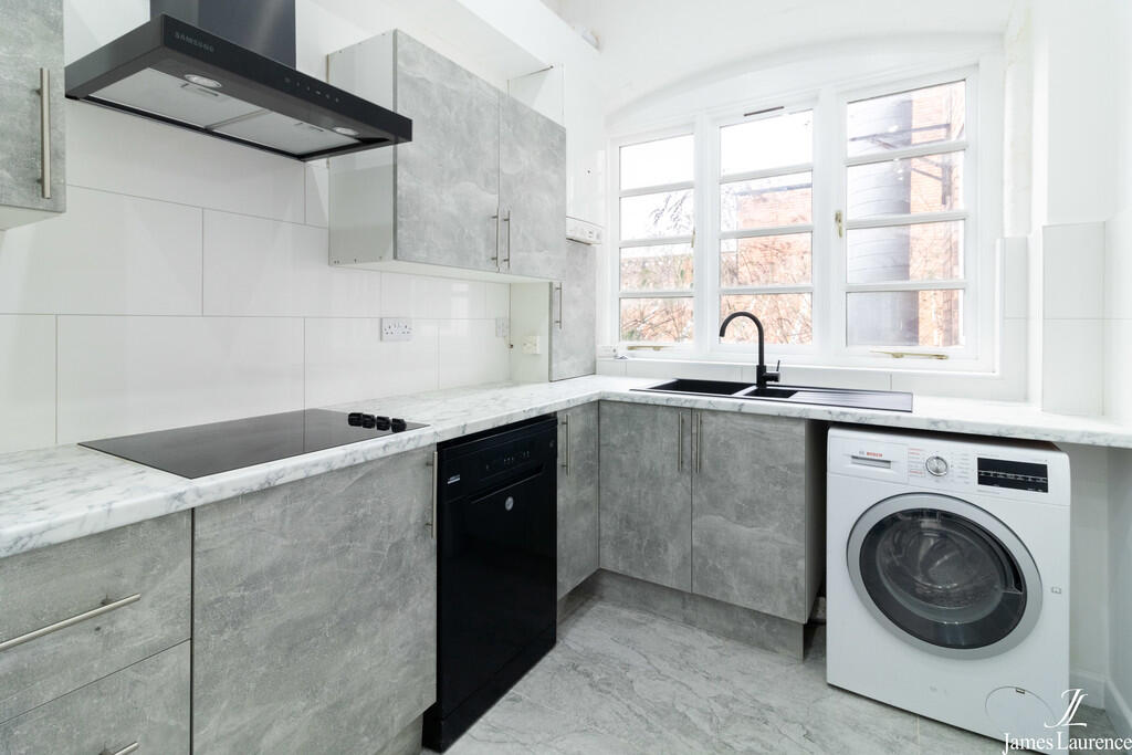 2 bed Apartment for rent in Birmingham. From James Laurence Sales and Lettings - Birmingham