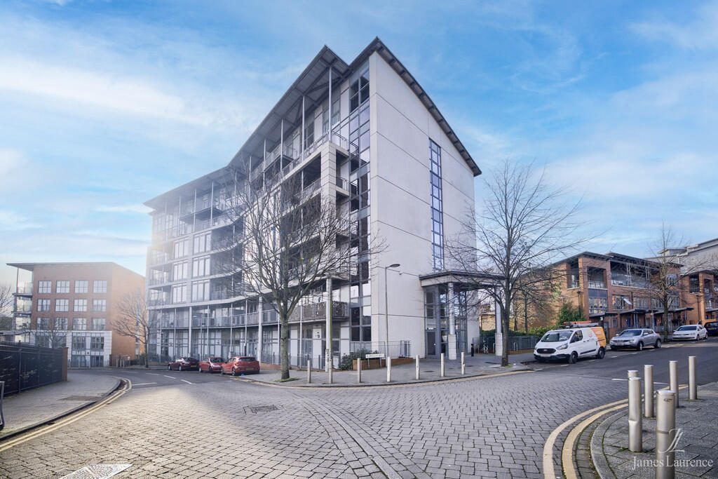 1 bed Apartment for rent in Birmingham. From James Laurence Sales and Lettings - Birmingham