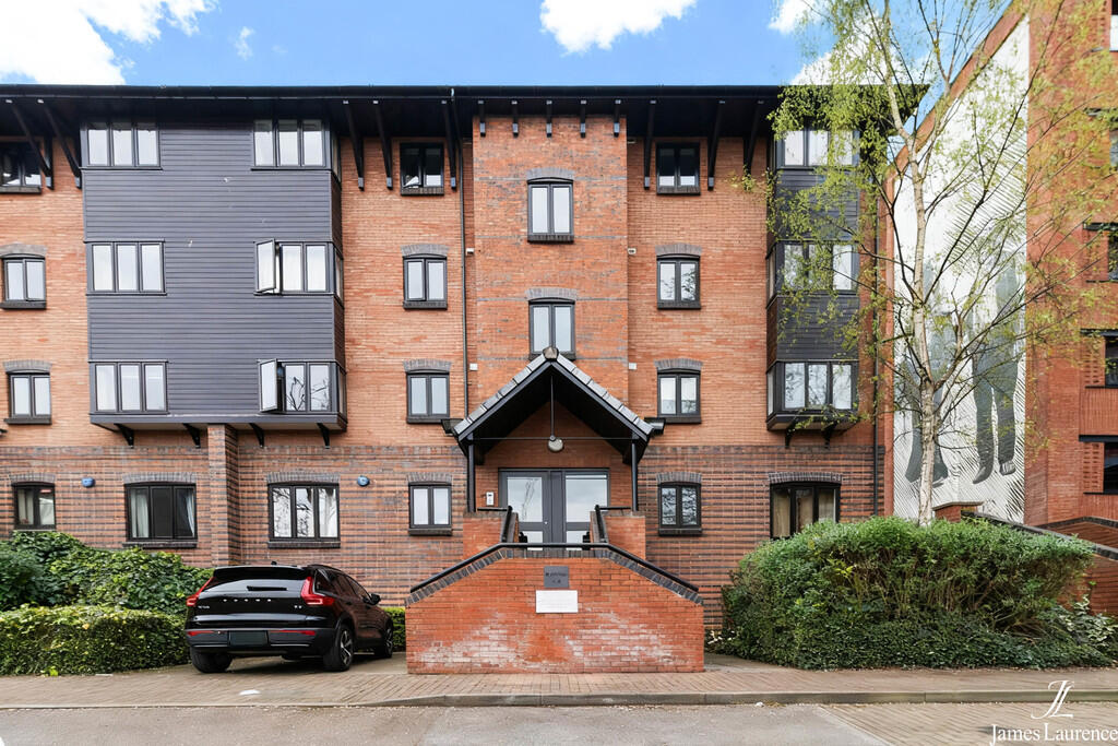 2 bed Apartment for rent in Birmingham. From James Laurence Sales and Lettings - Birmingham