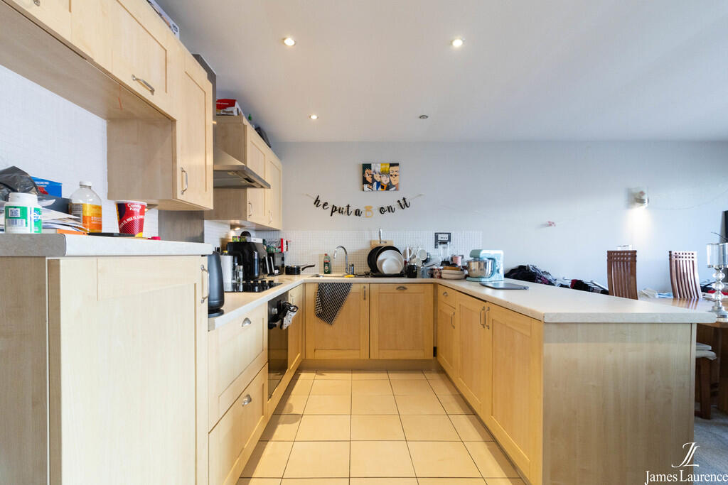 2 bed Apartment for rent in Birmingham. From James Laurence Sales and Lettings - Birmingham