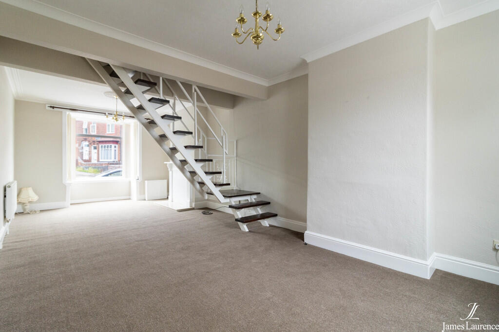 3 bed Mid Terraced House for rent in Oldbury. From James Laurence Sales and Lettings - Birmingham