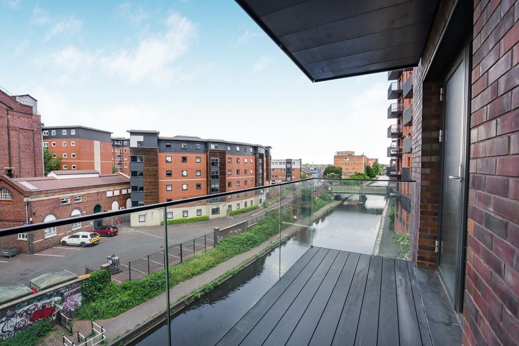 2 bed Apartment for rent in Birmingham. From James Laurence Sales and Lettings - Birmingham