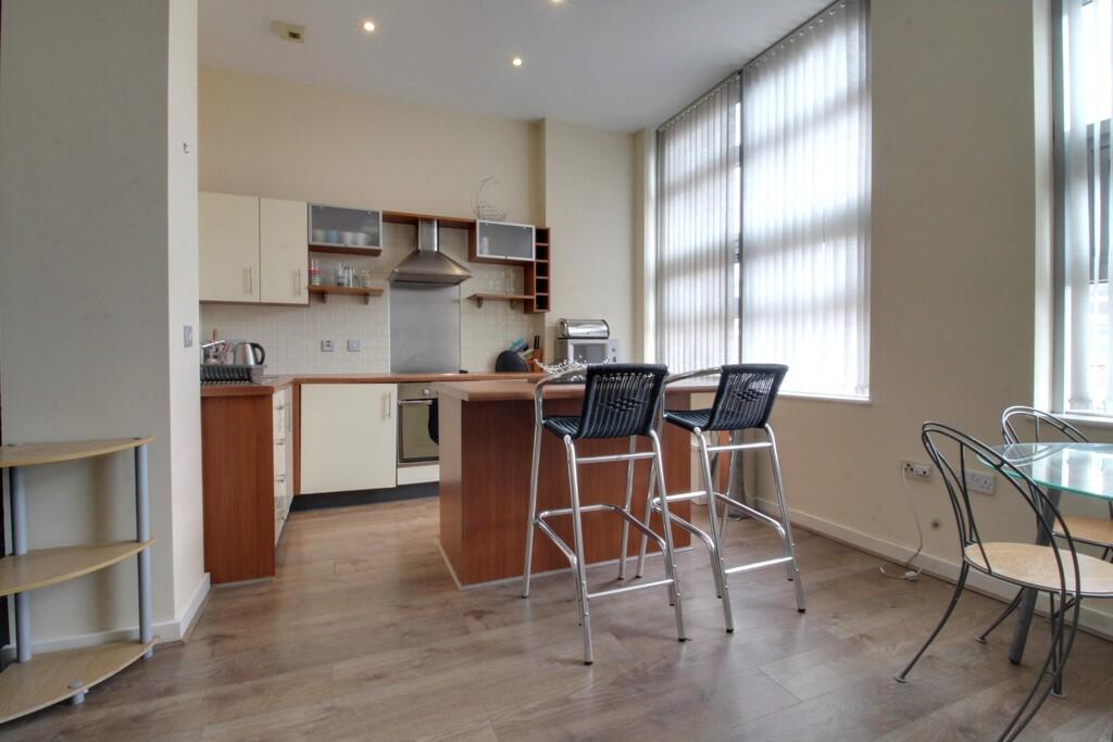 1 bed Apartment for rent in Birmingham. From James Laurence Sales and Lettings - Birmingham