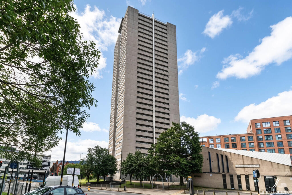 2 bed Apartment for rent in Birmingham. From James Laurence Sales and Lettings - Birmingham