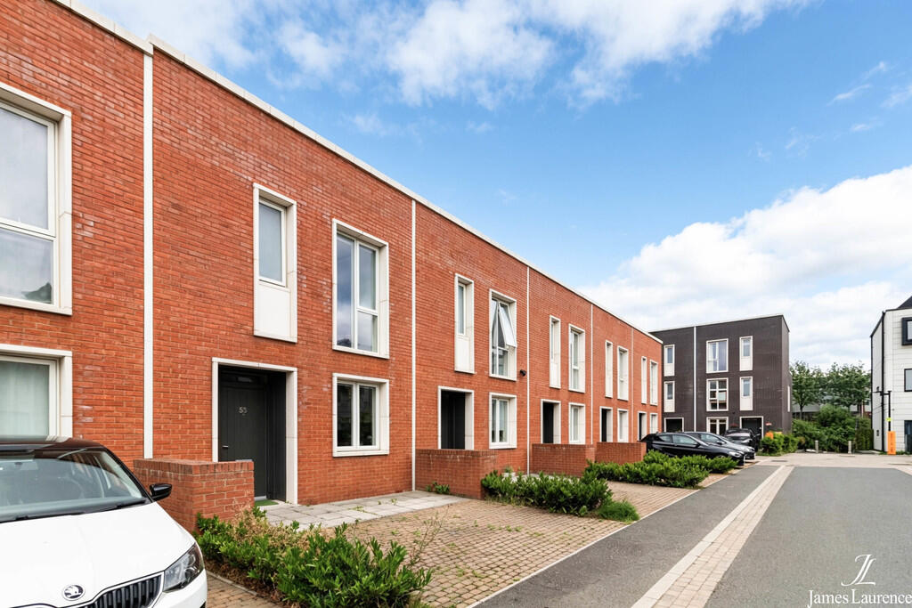 3 bed Mid Terraced House for rent in Birmingham. From James Laurence Sales and Lettings - Birmingham